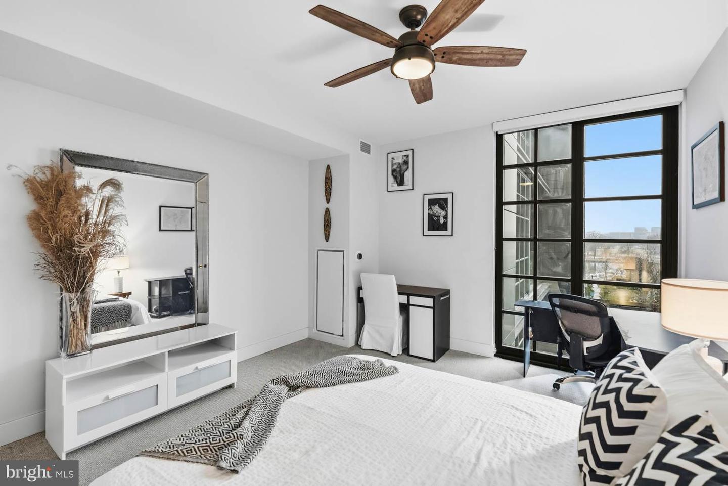 45 SUTTON SQ SW #403, WASHINGTON, District Of Columbia 20024, 3 Bedrooms Bedrooms, ,2 BathroomsBathrooms,Residential,For sale,45 SUTTON SQ SW #403,DCDC2246370 MLS # DCDC2246370