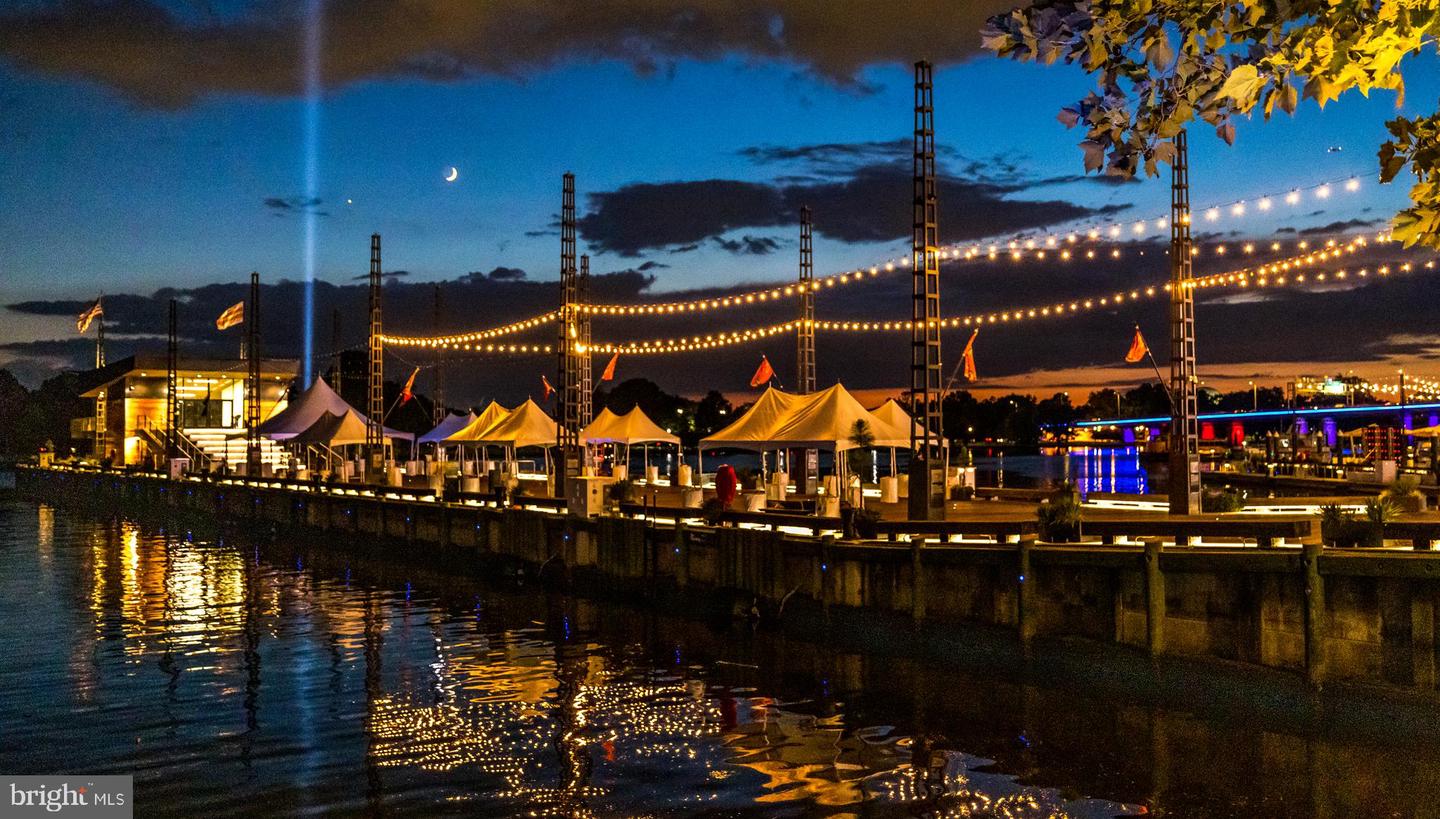 45 SUTTON SQ SW #403, WASHINGTON, District Of Columbia 20024, 3 Bedrooms Bedrooms, ,2 BathroomsBathrooms,Residential,For sale,45 SUTTON SQ SW #403,DCDC2246370 MLS # DCDC2246370