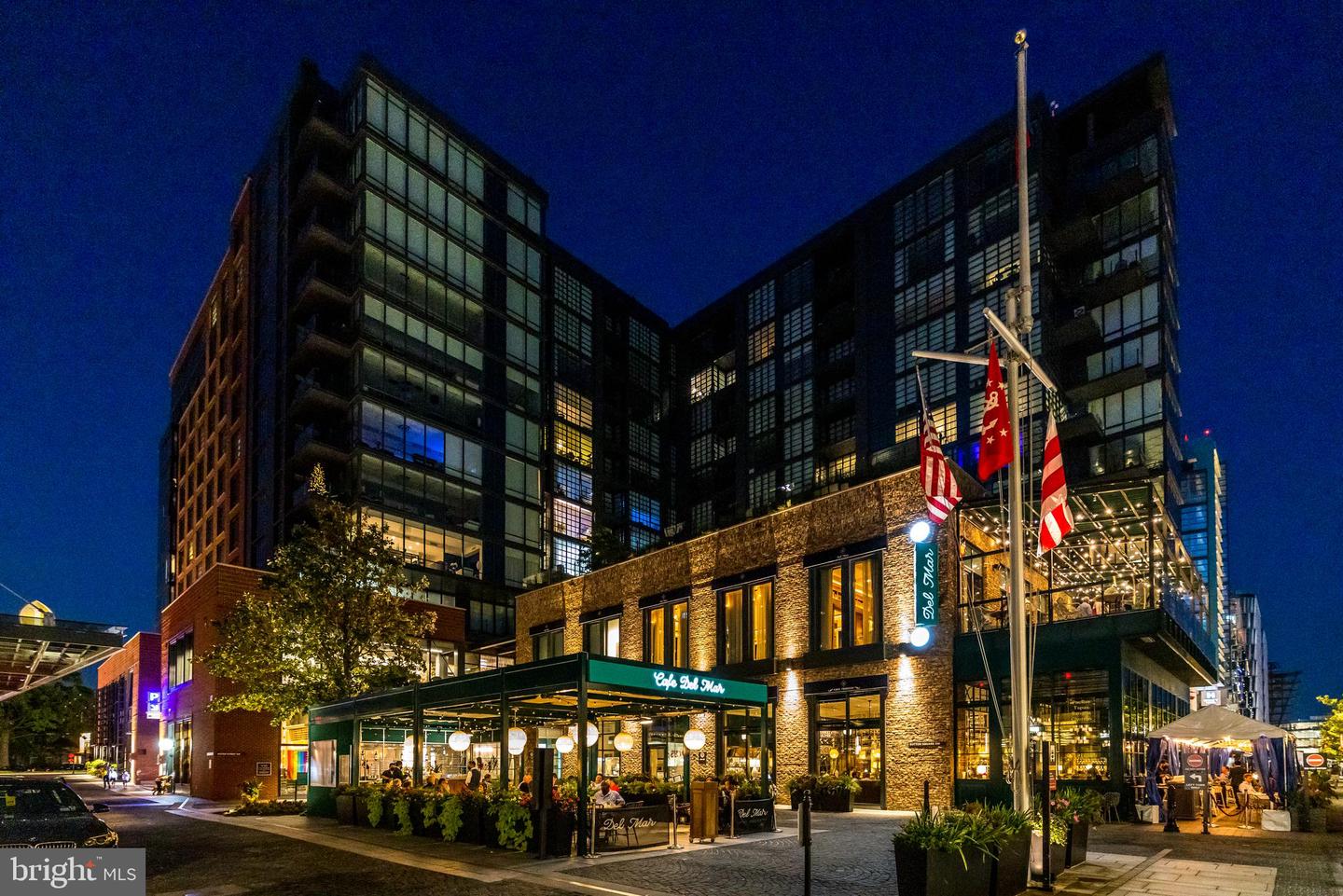 45 SUTTON SQ SW #403, WASHINGTON, District Of Columbia 20024, 3 Bedrooms Bedrooms, ,2 BathroomsBathrooms,Residential,For sale,45 SUTTON SQ SW #403,DCDC2246370 MLS # DCDC2246370