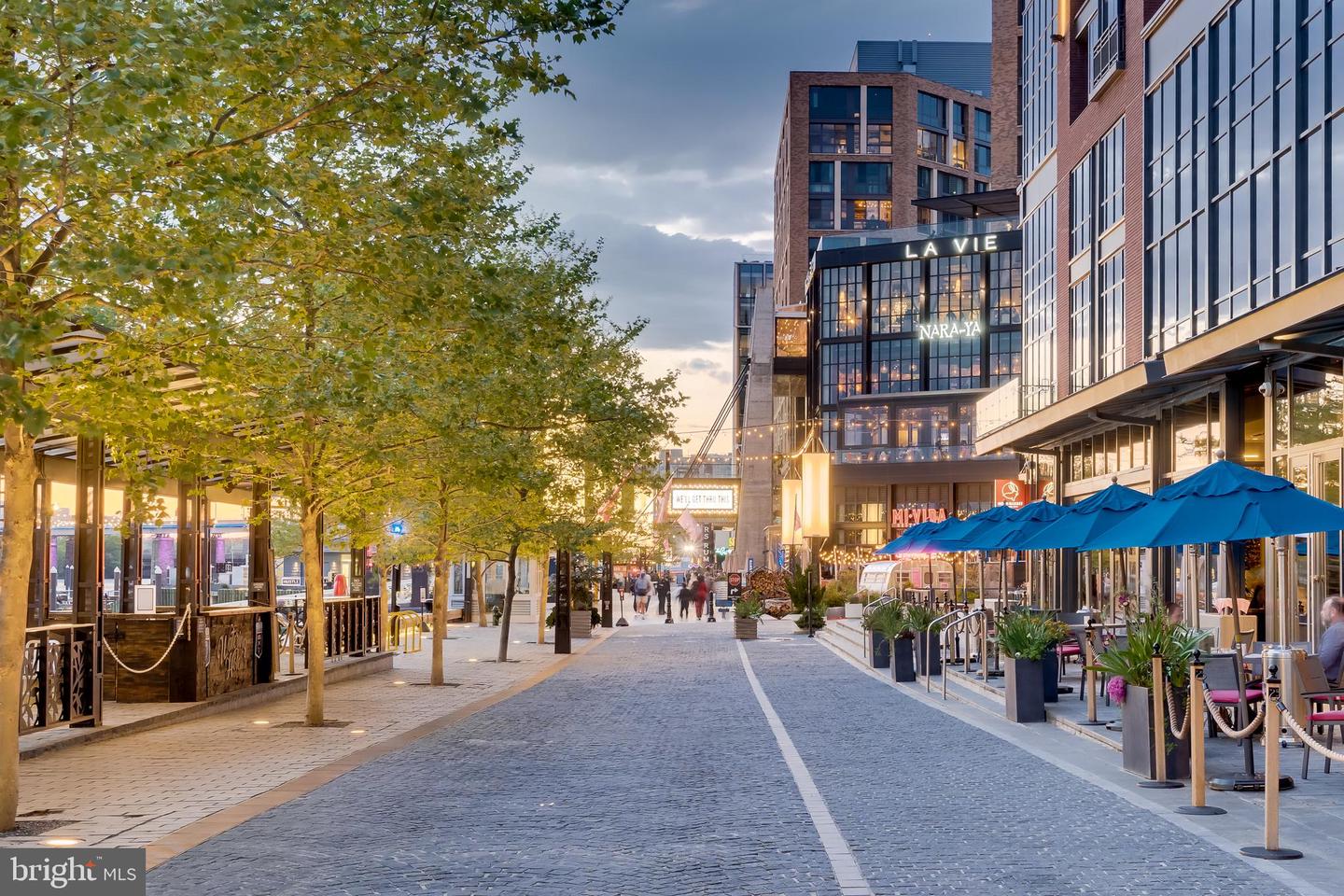 45 SUTTON SQ SW #403, WASHINGTON, District Of Columbia 20024, 3 Bedrooms Bedrooms, ,2 BathroomsBathrooms,Residential,For sale,45 SUTTON SQ SW #403,DCDC2246370 MLS # DCDC2246370