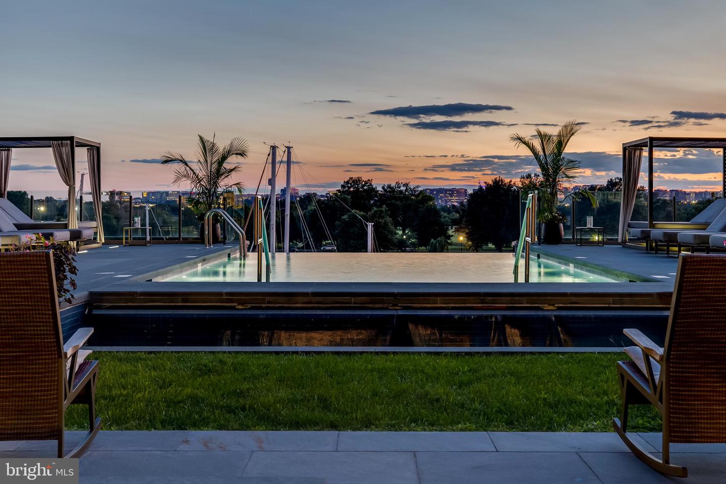 45 SUTTON SQ SW #403, WASHINGTON, District Of Columbia 20024, 3 Bedrooms Bedrooms, ,2 BathroomsBathrooms,Residential,For sale,45 SUTTON SQ SW #403,DCDC2246370 MLS # DCDC2246370