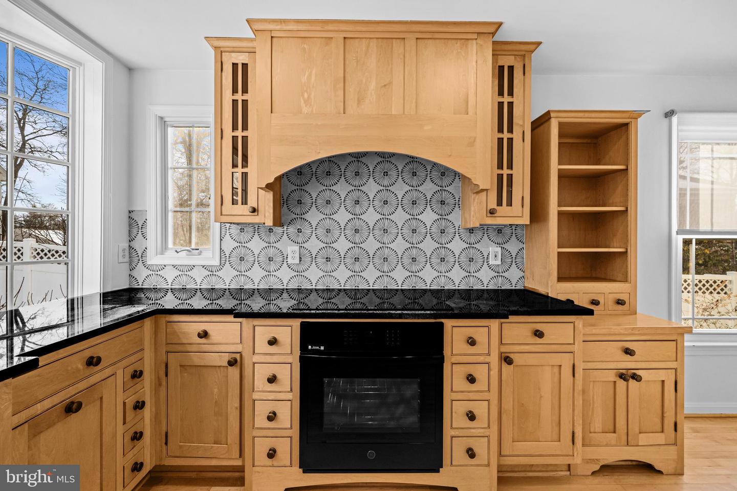 6909 CHELSEA RD, MCLEAN, Virginia 22101, 4 Bedrooms Bedrooms, ,4 BathroomsBathrooms,Residential,For sale,6909 CHELSEA RD,VAFX2291272 MLS # VAFX2291272