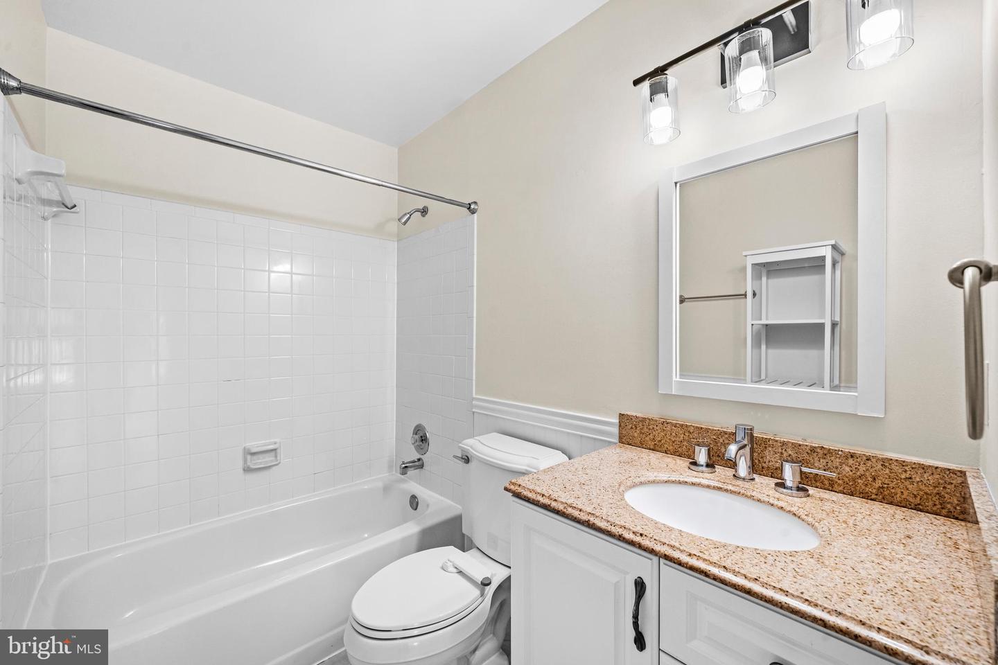 6909 CHELSEA RD, MCLEAN, Virginia 22101, 4 Bedrooms Bedrooms, ,4 BathroomsBathrooms,Residential,For sale,6909 CHELSEA RD,VAFX2291272 MLS # VAFX2291272