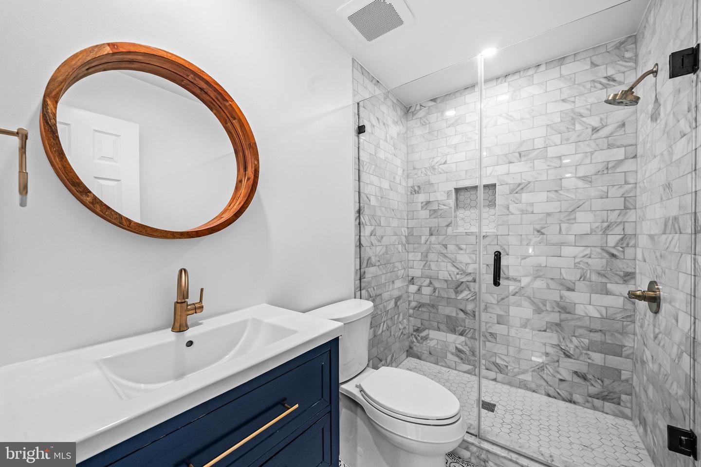 6909 CHELSEA RD, MCLEAN, Virginia 22101, 4 Bedrooms Bedrooms, ,4 BathroomsBathrooms,Residential,For sale,6909 CHELSEA RD,VAFX2291272 MLS # VAFX2291272