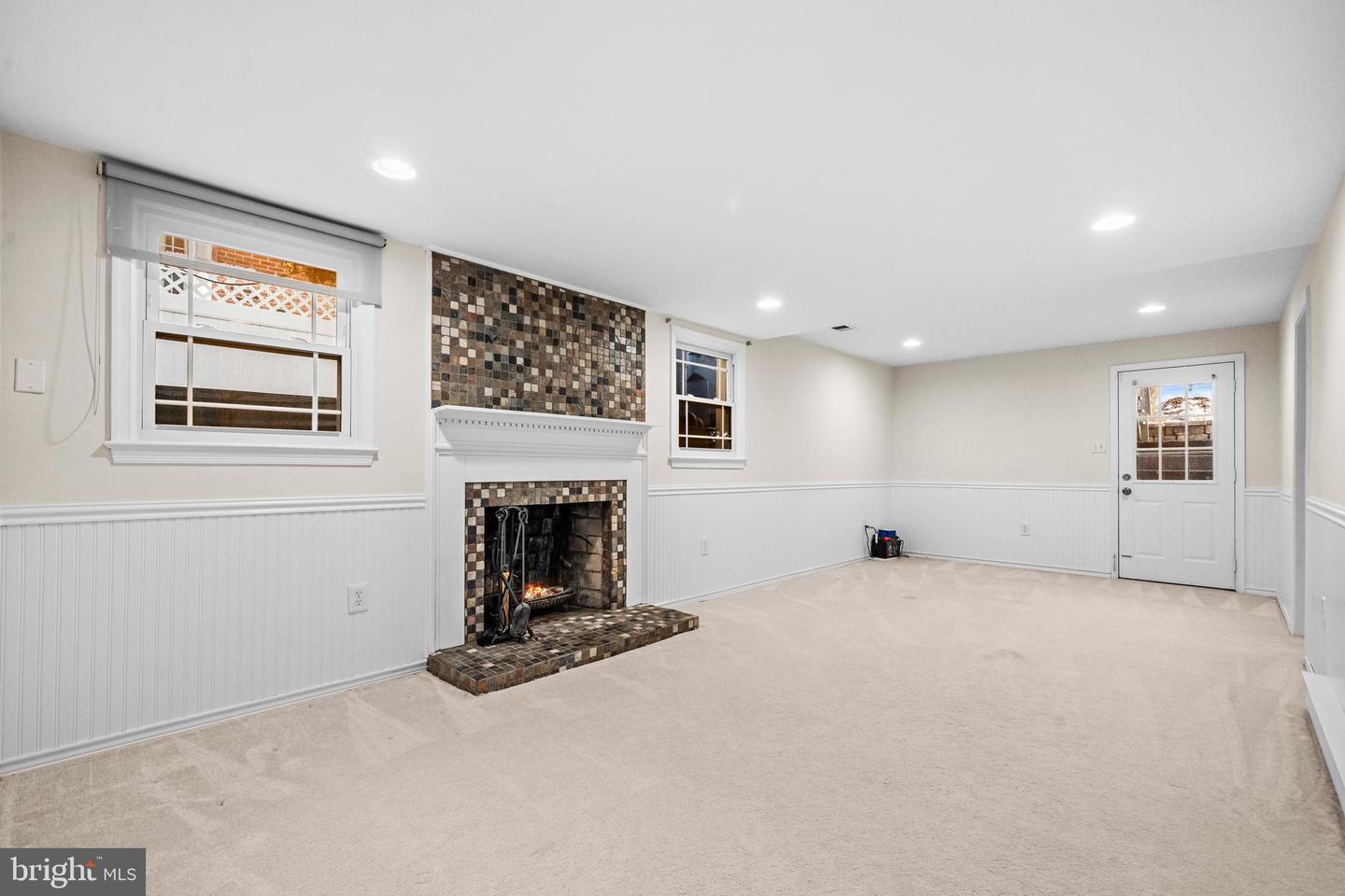 6909 CHELSEA RD, MCLEAN, Virginia 22101, 4 Bedrooms Bedrooms, ,4 BathroomsBathrooms,Residential,For sale,6909 CHELSEA RD,VAFX2291272 MLS # VAFX2291272