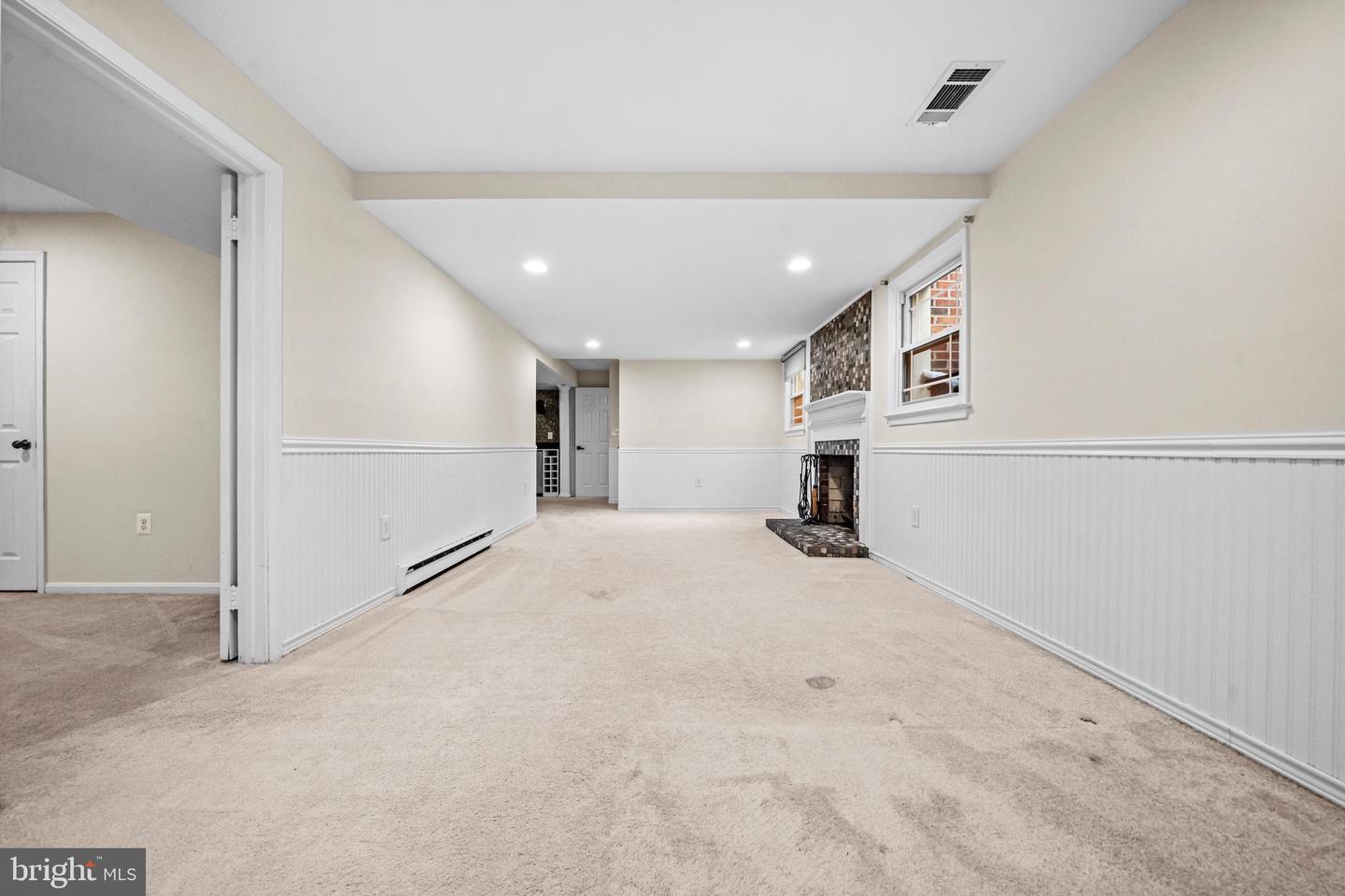 6909 CHELSEA RD, MCLEAN, Virginia 22101, 4 Bedrooms Bedrooms, ,4 BathroomsBathrooms,Residential,For sale,6909 CHELSEA RD,VAFX2291272 MLS # VAFX2291272