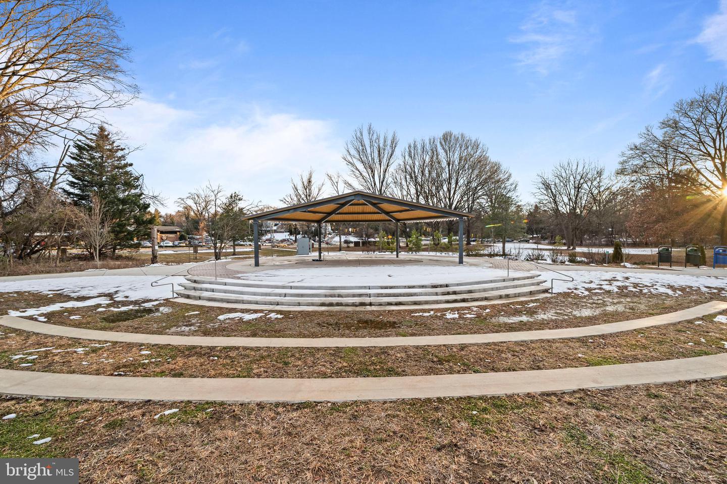 6909 CHELSEA RD, MCLEAN, Virginia 22101, 4 Bedrooms Bedrooms, ,4 BathroomsBathrooms,Residential,For sale,6909 CHELSEA RD,VAFX2291272 MLS # VAFX2291272