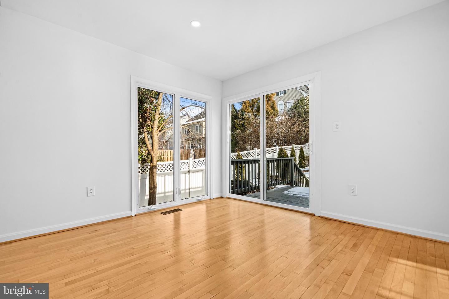 6909 CHELSEA RD, MCLEAN, Virginia 22101, 4 Bedrooms Bedrooms, ,4 BathroomsBathrooms,Residential,For sale,6909 CHELSEA RD,VAFX2291272 MLS # VAFX2291272