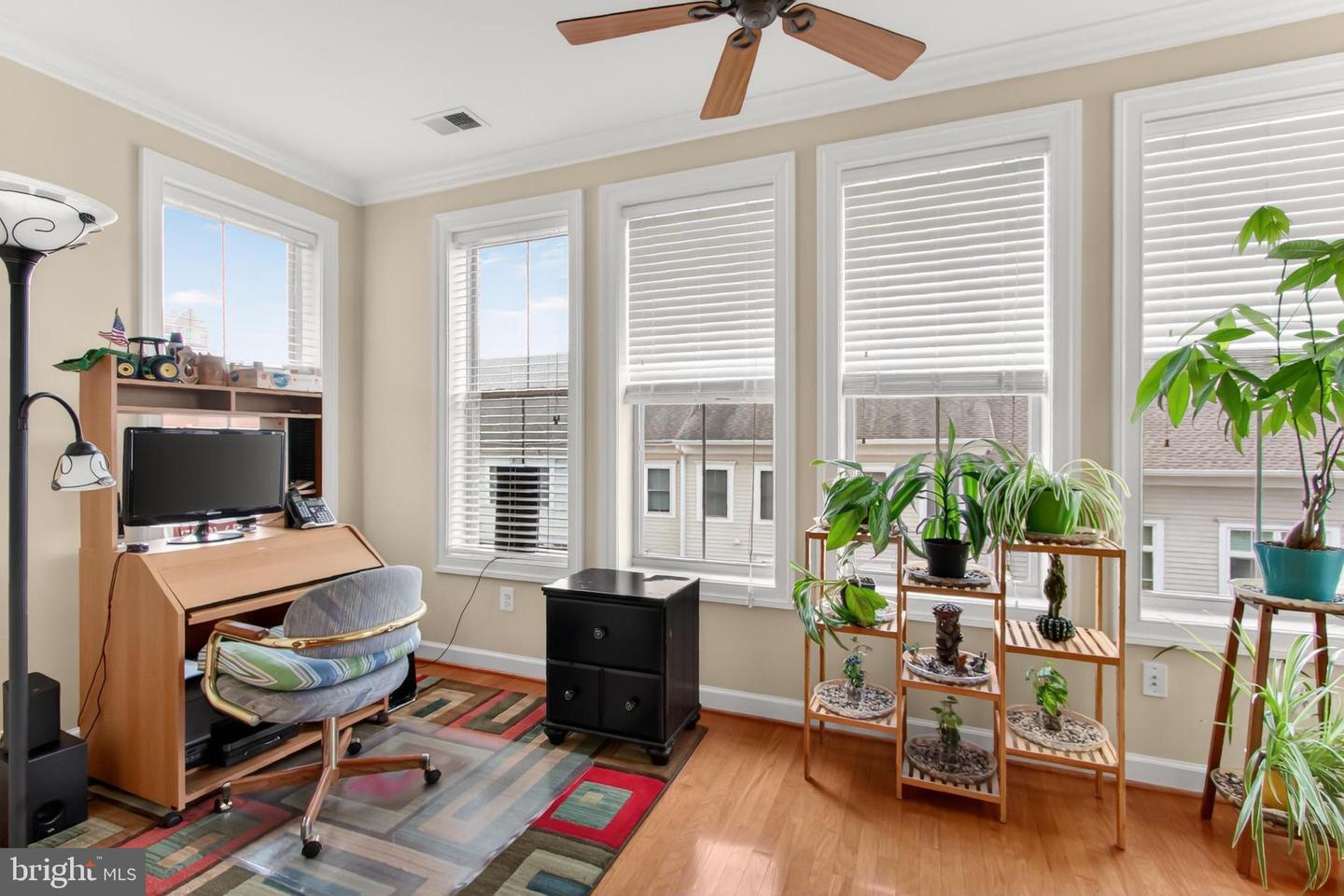 440 BELMONT BAY DR #305, WOODBRIDGE, Virginia 22191, 2 Bedrooms Bedrooms, ,2 BathroomsBathrooms,Residential,For sale,440 BELMONT BAY DR #305,VAPW2112594 MLS # VAPW2112594