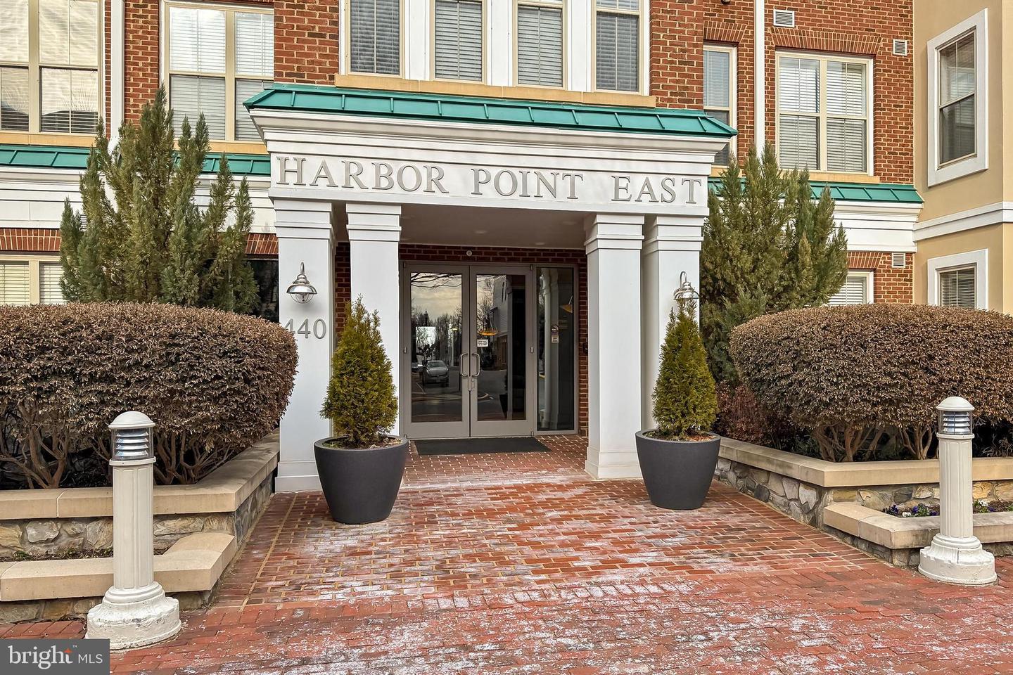 440 BELMONT BAY DR #305, WOODBRIDGE, Virginia 22191, 2 Bedrooms Bedrooms, ,2 BathroomsBathrooms,Residential,For sale,440 BELMONT BAY DR #305,VAPW2112594 MLS # VAPW2112594