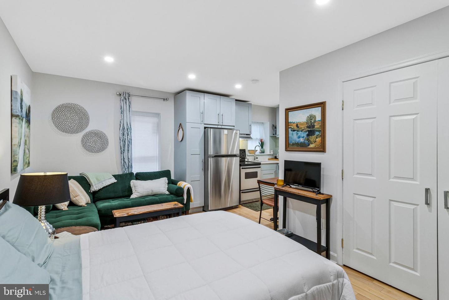 1900 15TH ST NW #4, WASHINGTON, District Of Columbia 20009, ,1 BathroomBathrooms,Residential,For sale,1900 15TH ST NW #4,DCDC2246476 MLS # DCDC2246476