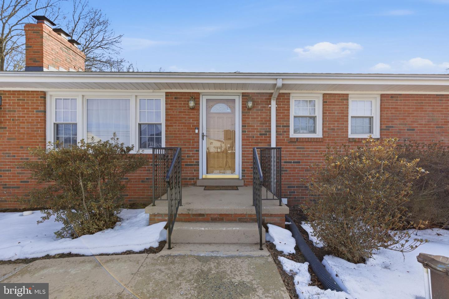 212 MASONS LN SE, LEESBURG, Virginia 20175, 2 Bedrooms Bedrooms, ,2 BathroomsBathrooms,Residential,For sale,212 MASONS LN SE,VALO2116064 MLS # VALO2116064 212 MASONS LN SE, LEESBURG, Virginia 20175, 2 Bedrooms Bedrooms, ,2 BathroomsBathrooms,Residential,For sale,212 MASONS LN SE,VALO2116064 MLS # VALO2116064