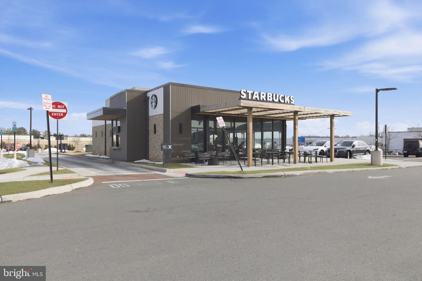 212 MASONS LN SE, LEESBURG, Virginia 20175, 2 Bedrooms Bedrooms, ,2 BathroomsBathrooms,Residential,For sale,212 MASONS LN SE,VALO2116064 MLS # VALO2116064 212 MASONS LN SE, LEESBURG, Virginia 20175, 2 Bedrooms Bedrooms, ,2 BathroomsBathrooms,Residential,For sale,212 MASONS LN SE,VALO2116064 MLS # VALO2116064