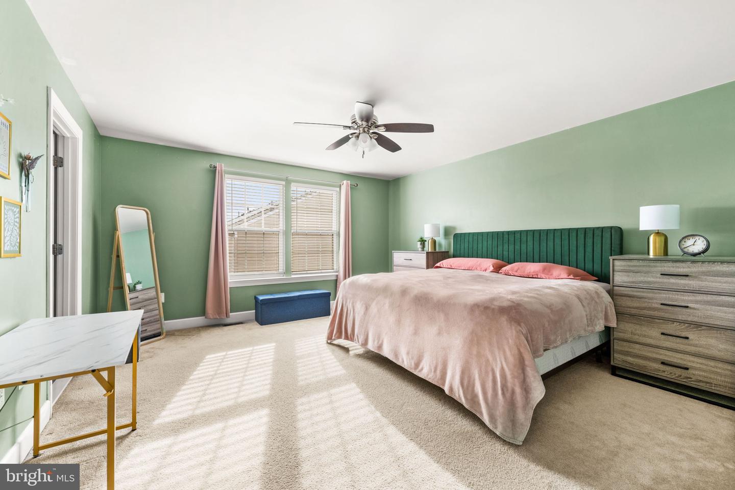 6262 SUMMIT POINT CT, ALEXANDRIA, Virginia 22310, 3 Bedrooms Bedrooms, ,2 BathroomsBathrooms,Residential,For sale,6262 SUMMIT POINT CT,VAFX2291410 MLS # VAFX2291410