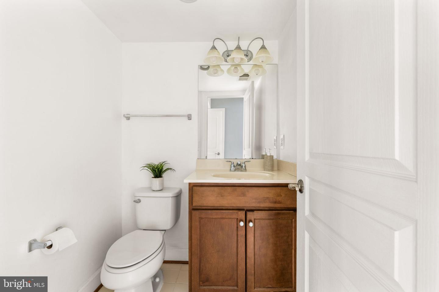 6262 SUMMIT POINT CT, ALEXANDRIA, Virginia 22310, 3 Bedrooms Bedrooms, ,2 BathroomsBathrooms,Residential,For sale,6262 SUMMIT POINT CT,VAFX2291410 MLS # VAFX2291410