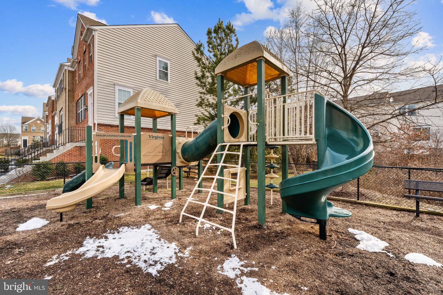 6262 SUMMIT POINT CT, ALEXANDRIA, Virginia 22310, 3 Bedrooms Bedrooms, ,2 BathroomsBathrooms,Residential,For sale,6262 SUMMIT POINT CT,VAFX2291410 MLS # VAFX2291410