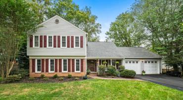2613 LEMONTREE LN, VIENNA, Virginia 22181, 4 Bedrooms Bedrooms, ,2 BathroomsBathrooms,Residential,For sale,2613 LEMONTREE LN,VAFX2291464 MLS # VAFX2291464