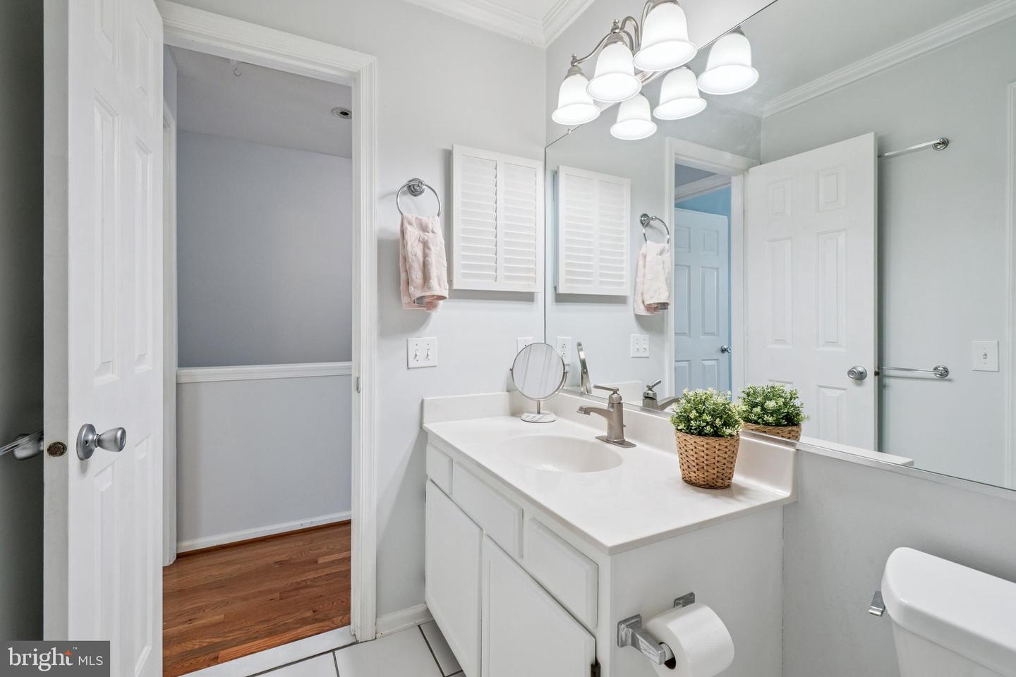 7104 COLD SPRING CT, ALEXANDRIA, Virginia 22306, 2 Bedrooms Bedrooms, ,1 BathroomBathrooms,Residential,For sale,7104 COLD SPRING CT,VAFX2291468 MLS # VAFX2291468