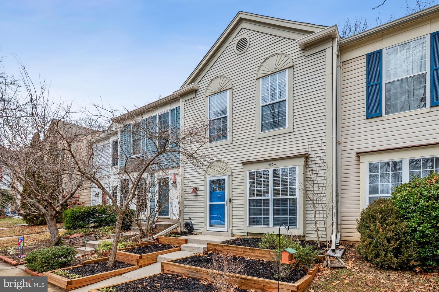 7104 COLD SPRING CT, ALEXANDRIA, Virginia 22306, 2 Bedrooms Bedrooms, ,1 BathroomBathrooms,Residential,For sale,7104 COLD SPRING CT,VAFX2291468 MLS # VAFX2291468