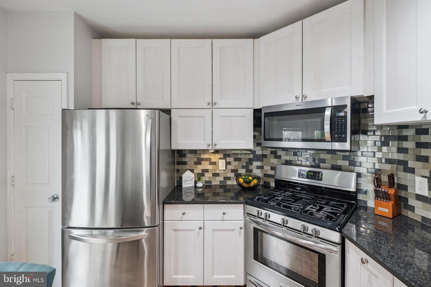 7104 COLD SPRING CT, ALEXANDRIA, Virginia 22306, 2 Bedrooms Bedrooms, ,1 BathroomBathrooms,Residential,For sale,7104 COLD SPRING CT,VAFX2291468 MLS # VAFX2291468