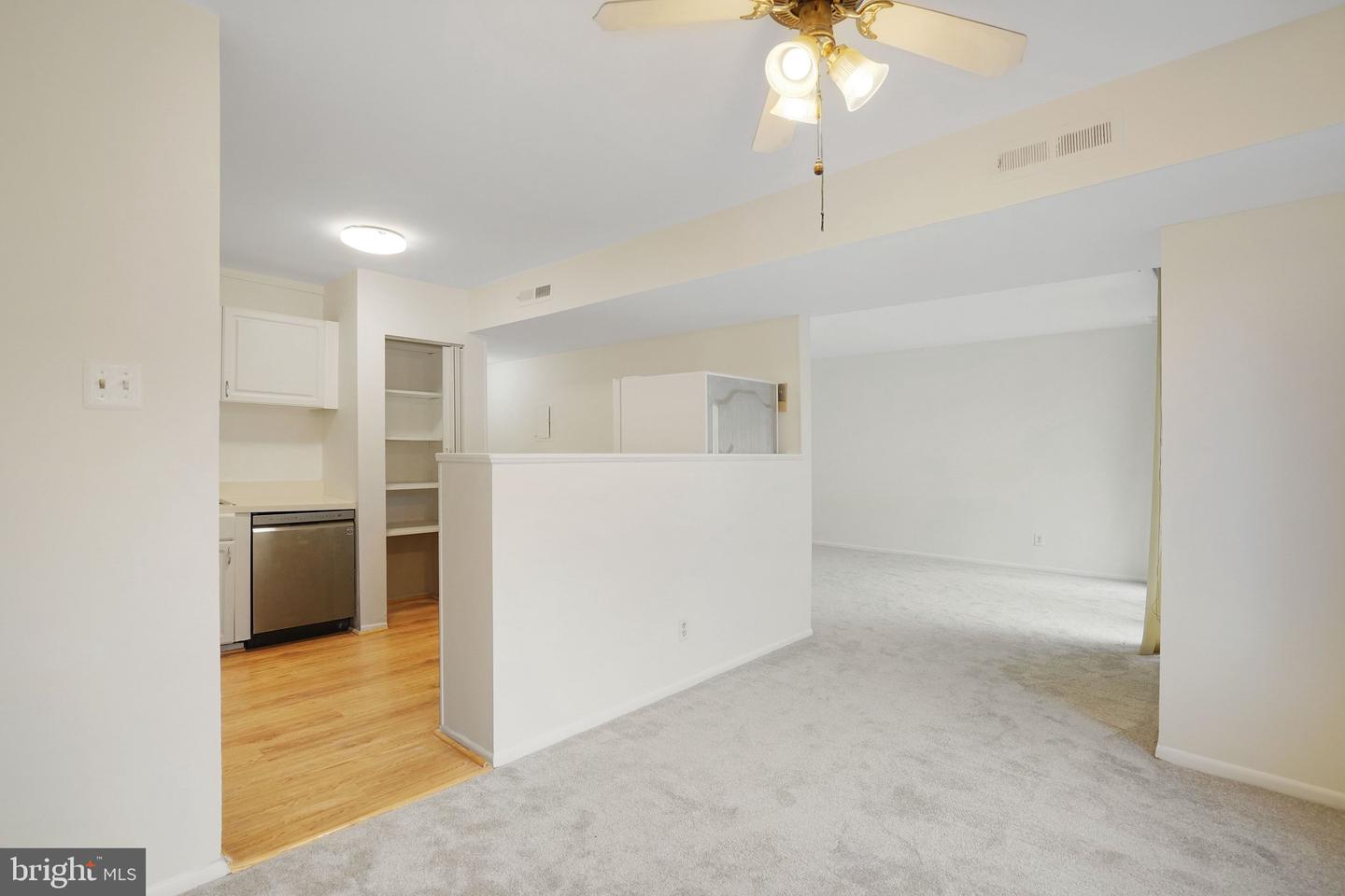 5020 7TH RD S #102, ARLINGTON, Virginia 22204, 2 Bedrooms Bedrooms, ,1 BathroomBathrooms,Residential,For sale,5020 7TH RD S #102,VAAR2069002 MLS # VAAR2069002