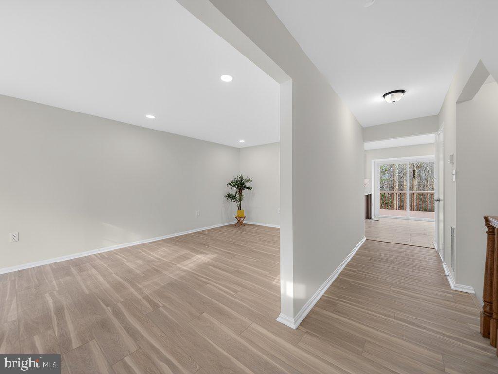 10278 COLONY PARK DR, FAIRFAX, Virginia 22032, 3 Bedrooms Bedrooms, ,3 BathroomsBathrooms,Residential,For sale,10278 COLONY PARK DR,VAFX2291472 MLS # VAFX2291472