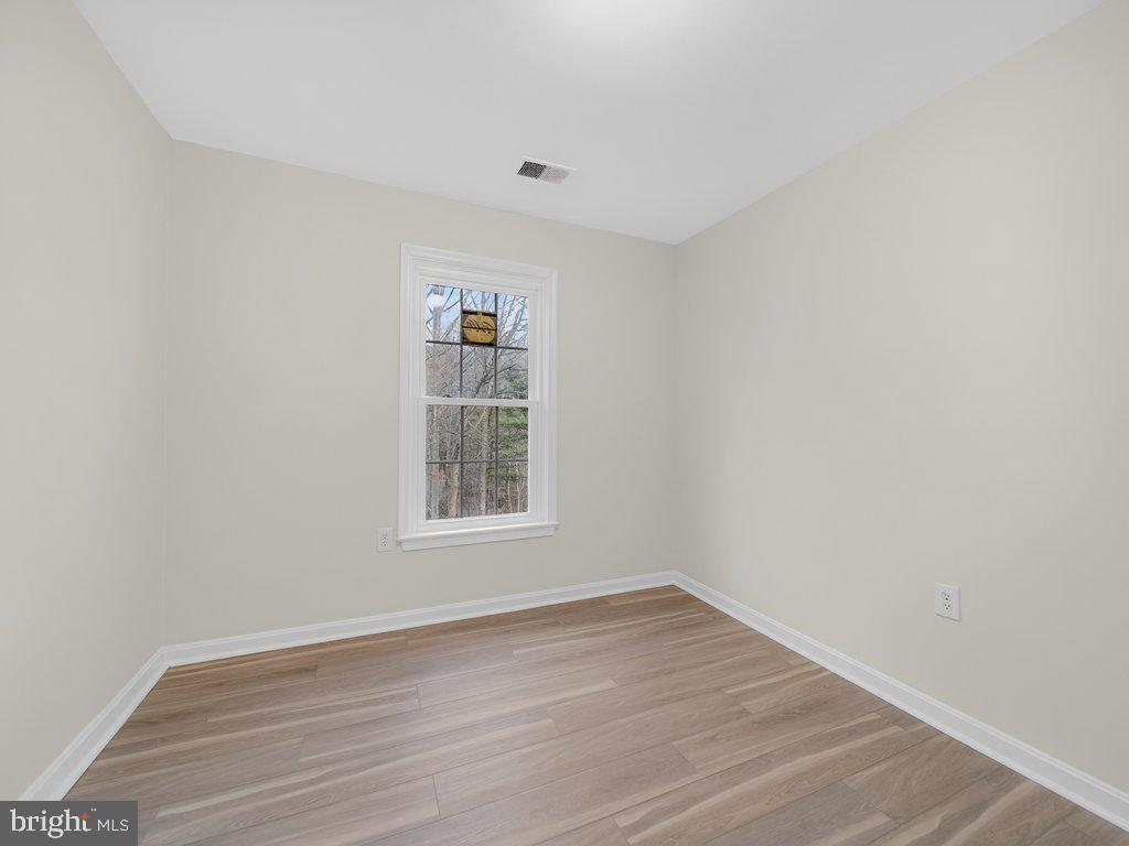 10278 COLONY PARK DR, FAIRFAX, Virginia 22032, 3 Bedrooms Bedrooms, ,3 BathroomsBathrooms,Residential,For sale,10278 COLONY PARK DR,VAFX2291472 MLS # VAFX2291472