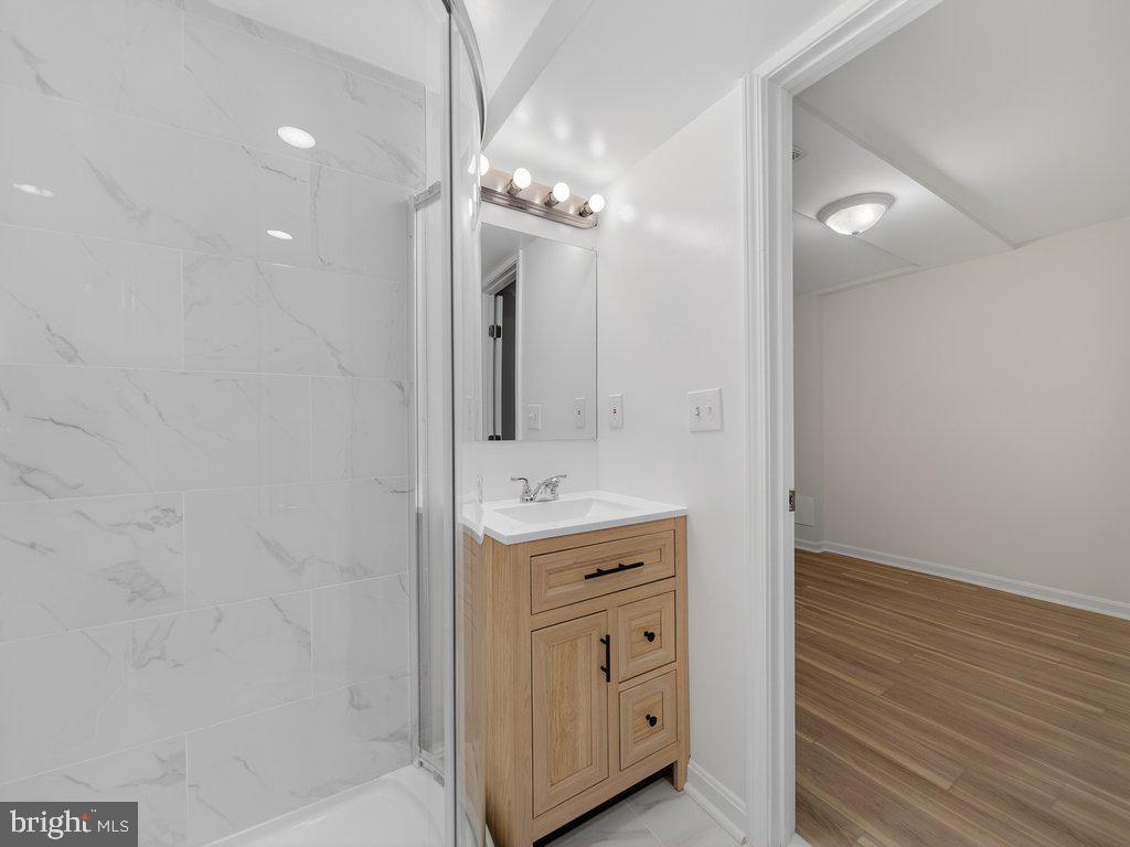 10278 COLONY PARK DR, FAIRFAX, Virginia 22032, 3 Bedrooms Bedrooms, ,3 BathroomsBathrooms,Residential,For sale,10278 COLONY PARK DR,VAFX2291472 MLS # VAFX2291472