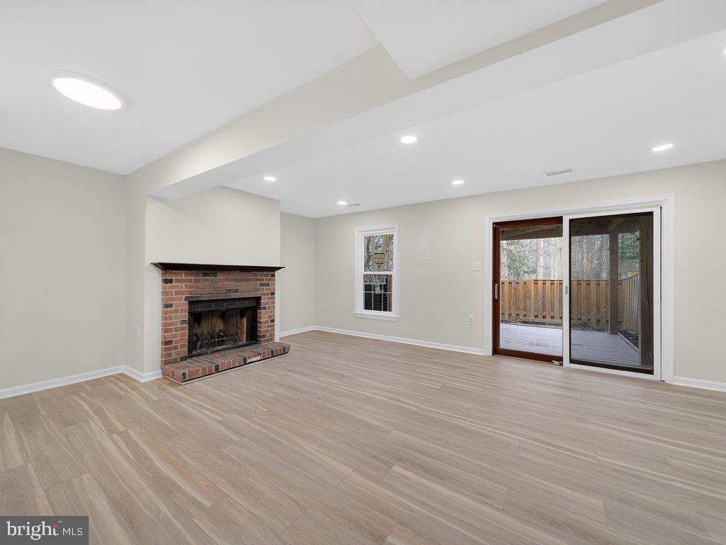 10278 COLONY PARK DR, FAIRFAX, Virginia 22032, 3 Bedrooms Bedrooms, ,3 BathroomsBathrooms,Residential,For sale,10278 COLONY PARK DR,VAFX2291472 MLS # VAFX2291472