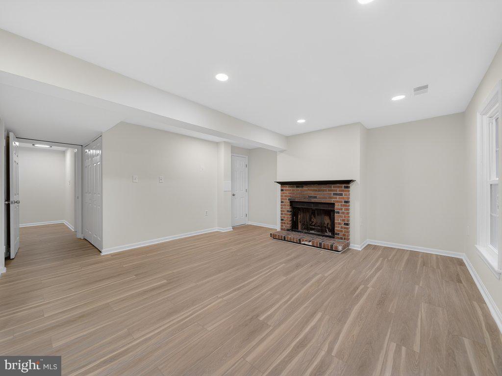 10278 COLONY PARK DR, FAIRFAX, Virginia 22032, 3 Bedrooms Bedrooms, ,3 BathroomsBathrooms,Residential,For sale,10278 COLONY PARK DR,VAFX2291472 MLS # VAFX2291472