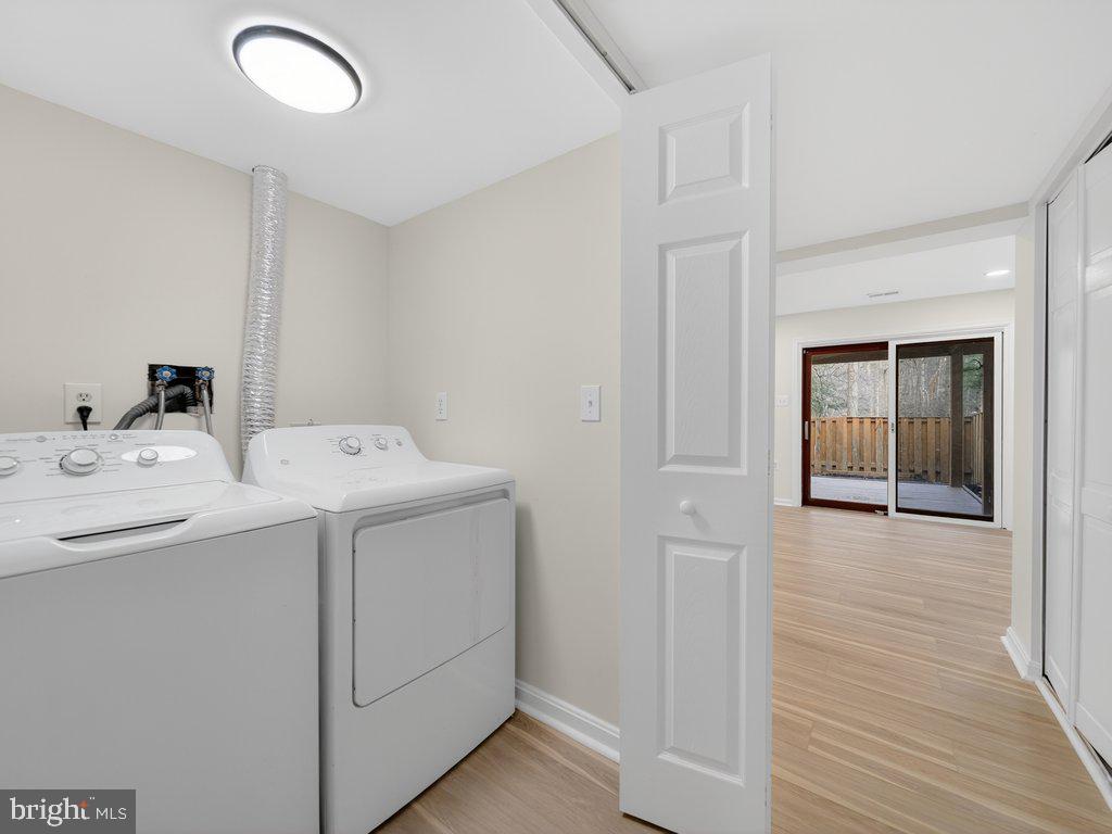 10278 COLONY PARK DR, FAIRFAX, Virginia 22032, 3 Bedrooms Bedrooms, ,3 BathroomsBathrooms,Residential,For sale,10278 COLONY PARK DR,VAFX2291472 MLS # VAFX2291472