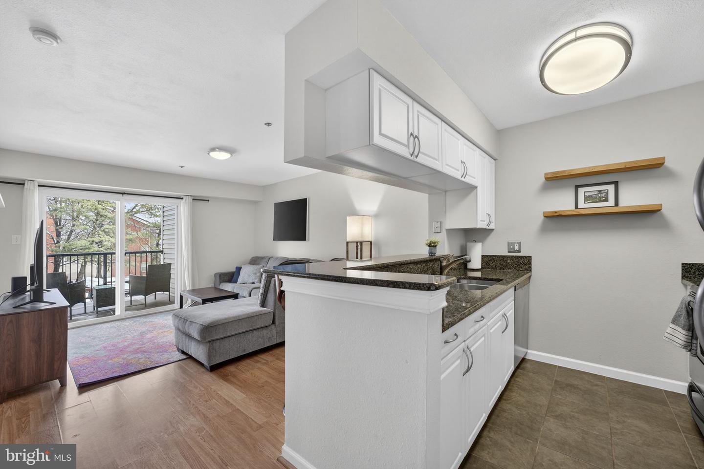 3313 WYNDHAM CIR #2210, ALEXANDRIA, Virginia 22302, 1 Bedroom Bedrooms, ,1 BathroomBathrooms,Residential,For sale,3313 WYNDHAM CIR #2210,VAAX2054264 MLS # VAAX2054264