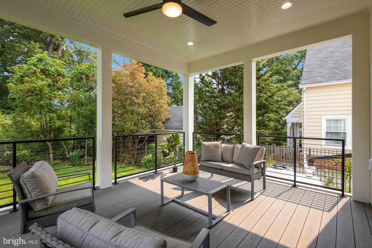 3313 WYNDHAM CIR #2210, ALEXANDRIA, Virginia 22302, 1 Bedroom Bedrooms, ,1 BathroomBathrooms,Residential,For sale,3313 WYNDHAM CIR #2210,VAAX2054264 MLS # VAAX2054264