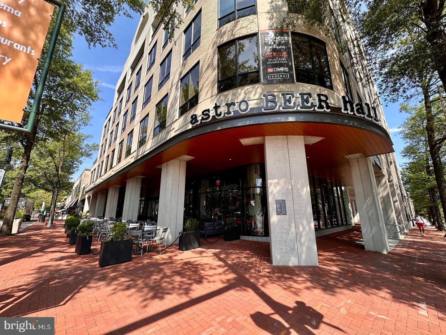 3313 WYNDHAM CIR #2210, ALEXANDRIA, Virginia 22302, 1 Bedroom Bedrooms, ,1 BathroomBathrooms,Residential,For sale,3313 WYNDHAM CIR #2210,VAAX2054264 MLS # VAAX2054264