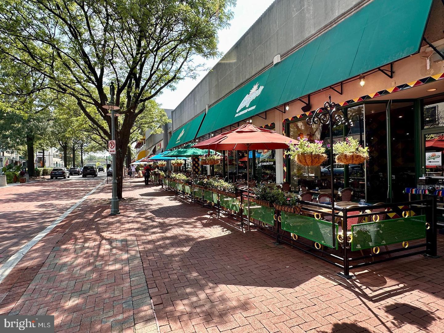 3313 WYNDHAM CIR #2210, ALEXANDRIA, Virginia 22302, 1 Bedroom Bedrooms, ,1 BathroomBathrooms,Residential,For sale,3313 WYNDHAM CIR #2210,VAAX2054264 MLS # VAAX2054264