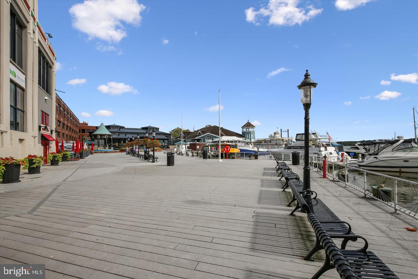 3313 WYNDHAM CIR #2210, ALEXANDRIA, Virginia 22302, 1 Bedroom Bedrooms, ,1 BathroomBathrooms,Residential,For sale,3313 WYNDHAM CIR #2210,VAAX2054264 MLS # VAAX2054264