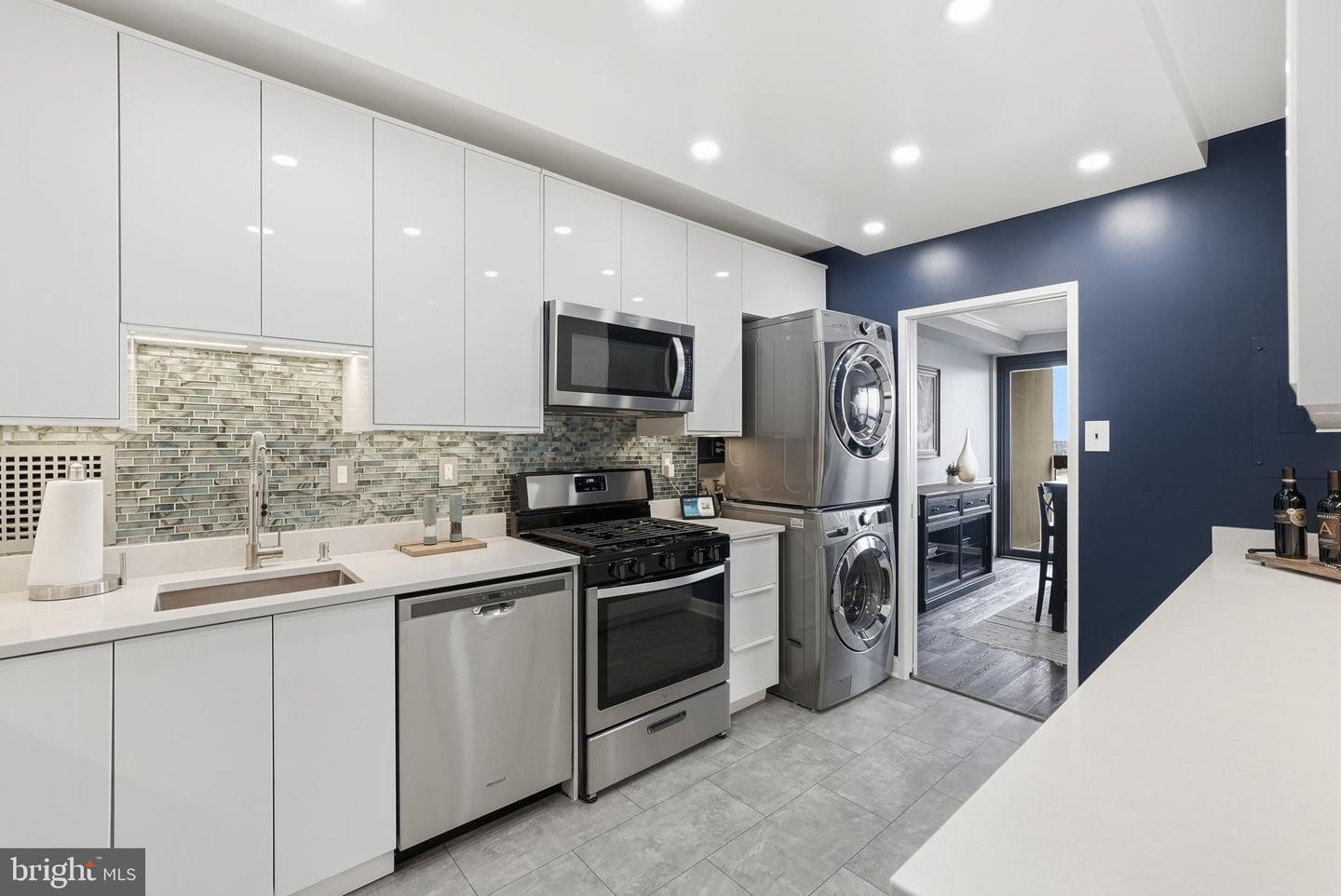 3701 S GEORGE MASON DR #1813N, FALLS CHURCH, Virginia 22041, 2 Bedrooms Bedrooms, ,1 BathroomBathrooms,Residential,For sale,3701 S GEORGE MASON DR #1813N,VAFX2291504 MLS # VAFX2291504