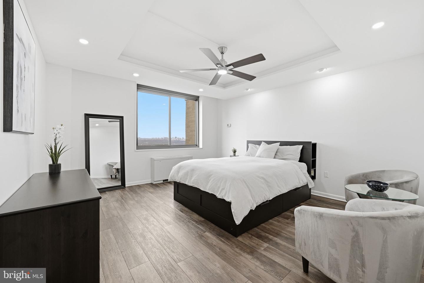 3701 S GEORGE MASON DR #1813N, FALLS CHURCH, Virginia 22041, 2 Bedrooms Bedrooms, ,1 BathroomBathrooms,Residential,For sale,3701 S GEORGE MASON DR #1813N,VAFX2291504 MLS # VAFX2291504