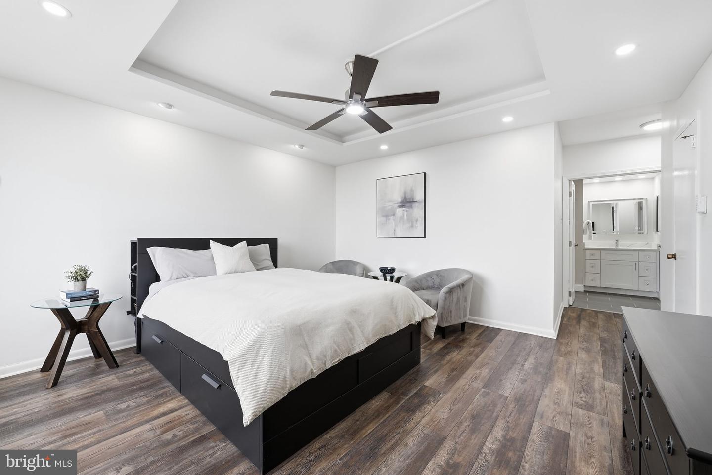 3701 S GEORGE MASON DR #1813N, FALLS CHURCH, Virginia 22041, 2 Bedrooms Bedrooms, ,1 BathroomBathrooms,Residential,For sale,3701 S GEORGE MASON DR #1813N,VAFX2291504 MLS # VAFX2291504