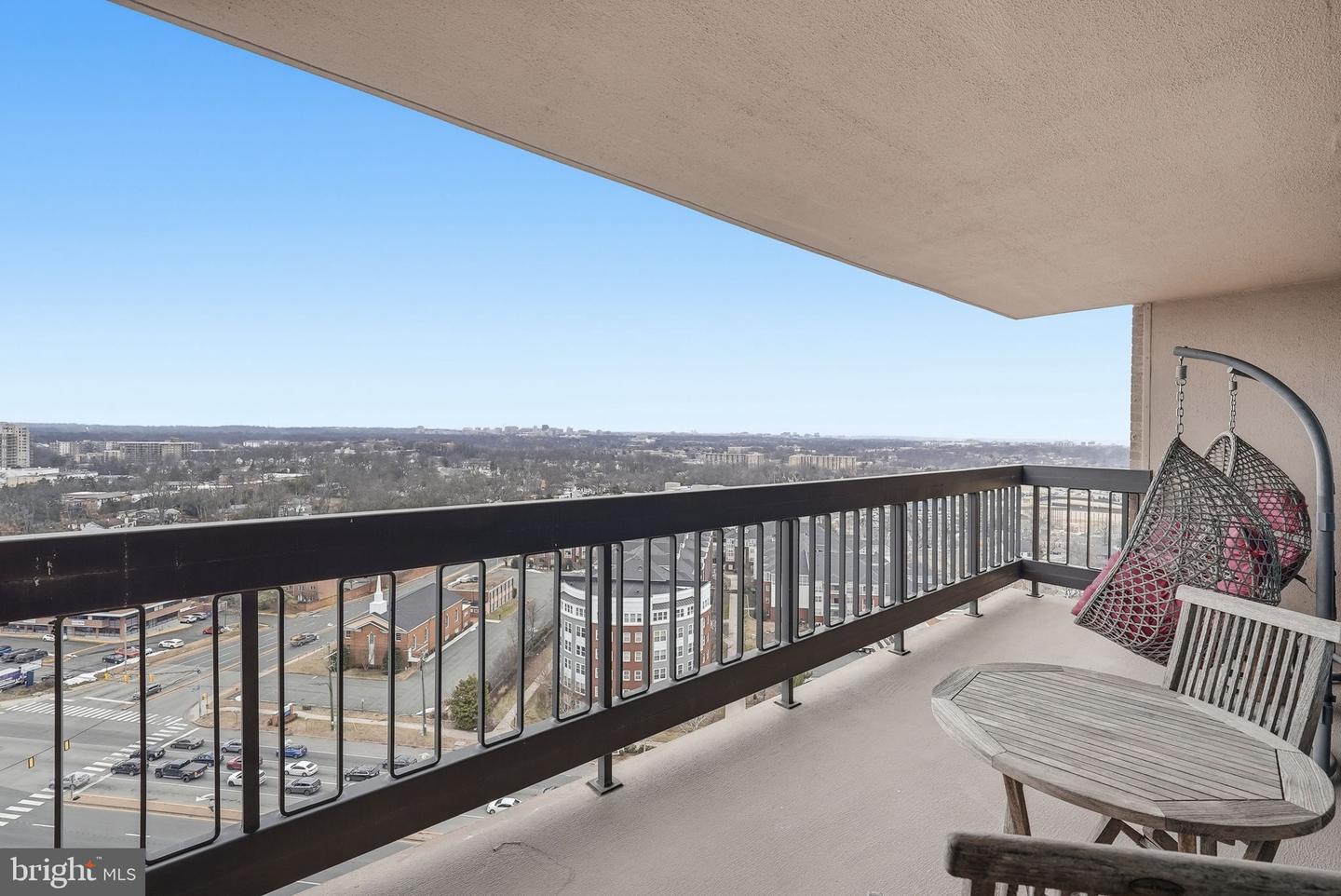 3701 S GEORGE MASON DR #1813N, FALLS CHURCH, Virginia 22041, 2 Bedrooms Bedrooms, ,1 BathroomBathrooms,Residential,For sale,3701 S GEORGE MASON DR #1813N,VAFX2291504 MLS # VAFX2291504