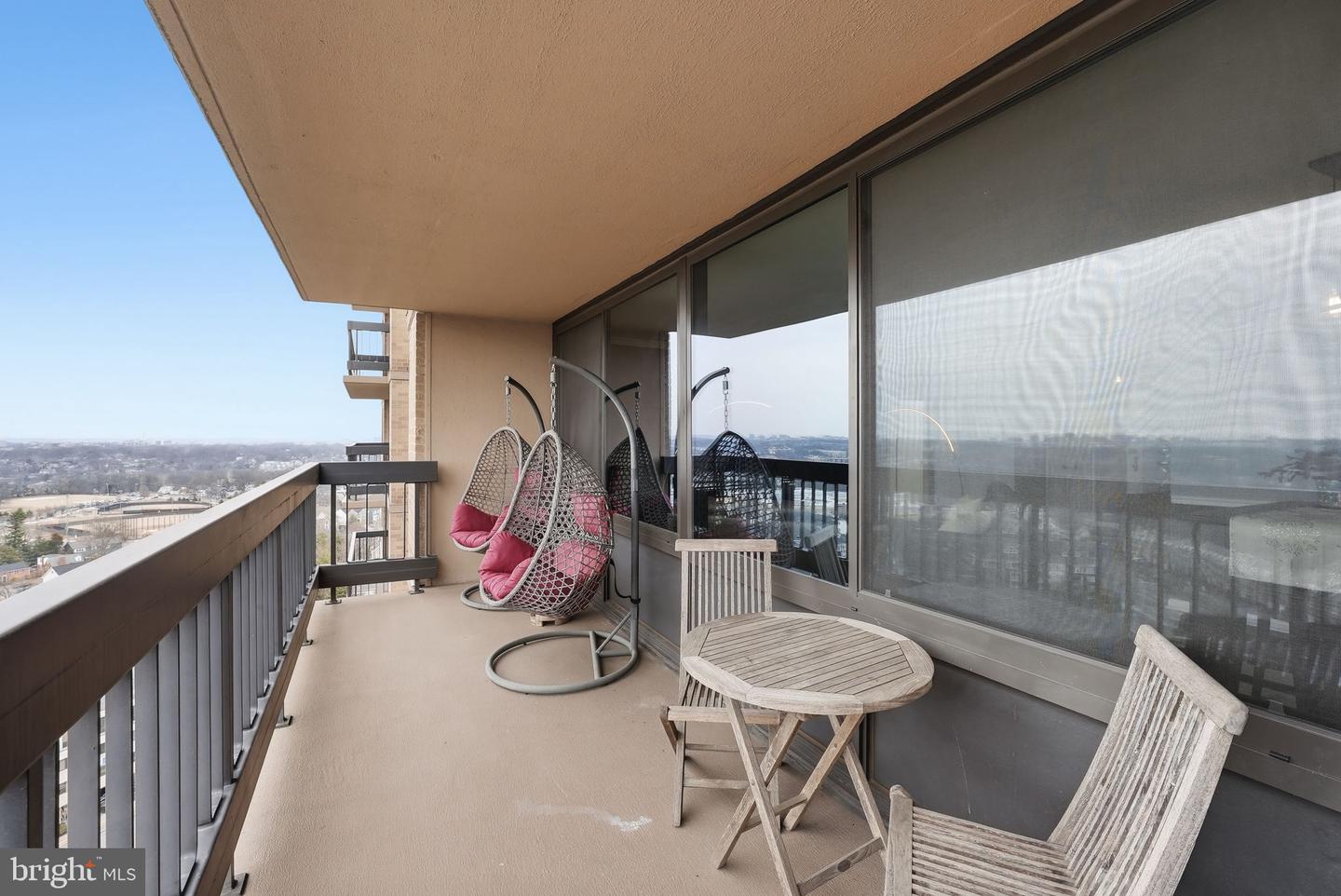 3701 S GEORGE MASON DR #1813N, FALLS CHURCH, Virginia 22041, 2 Bedrooms Bedrooms, ,1 BathroomBathrooms,Residential,For sale,3701 S GEORGE MASON DR #1813N,VAFX2291504 MLS # VAFX2291504