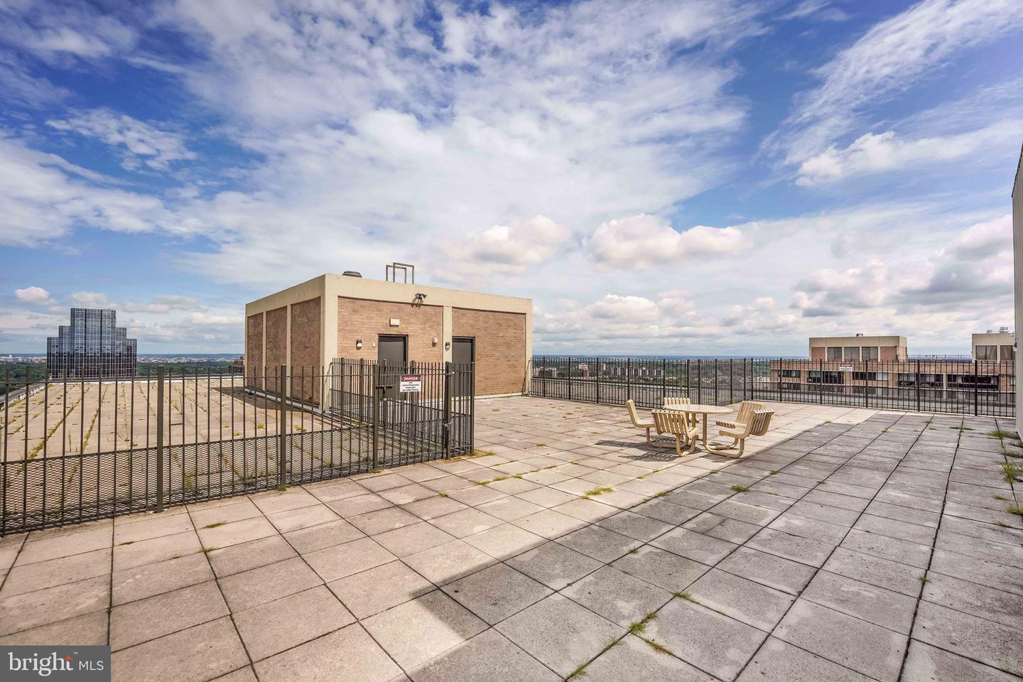 3701 S GEORGE MASON DR #1813N, FALLS CHURCH, Virginia 22041, 2 Bedrooms Bedrooms, ,1 BathroomBathrooms,Residential,For sale,3701 S GEORGE MASON DR #1813N,VAFX2291504 MLS # VAFX2291504 3701 S GEORGE MASON DR #1813N, FALLS CHURCH, Virginia 22041, 2 Bedrooms Bedrooms, ,1 BathroomBathrooms,Residential,For sale,3701 S GEORGE MASON DR #1813N,VAFX2291504 MLS # VAFX2291504