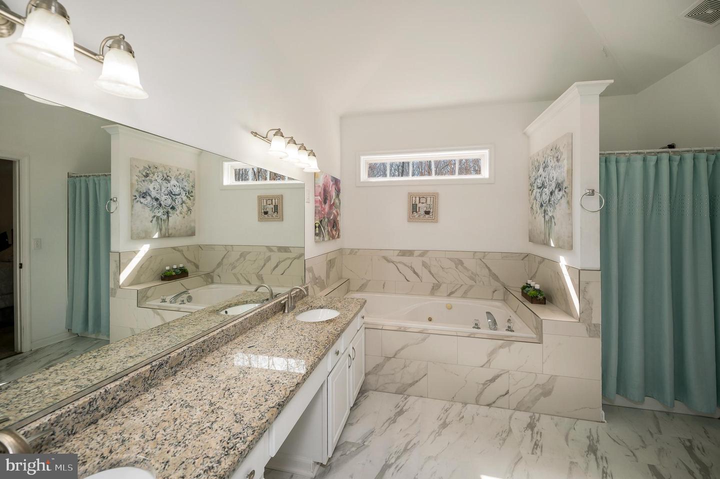 204 WAKEFIELD DR, LOCUST GROVE, Virginia 22508, 3 Bedrooms Bedrooms, ,2 BathroomsBathrooms,Residential,For sale,204 WAKEFIELD DR,VAOR2013330 MLS # VAOR2013330