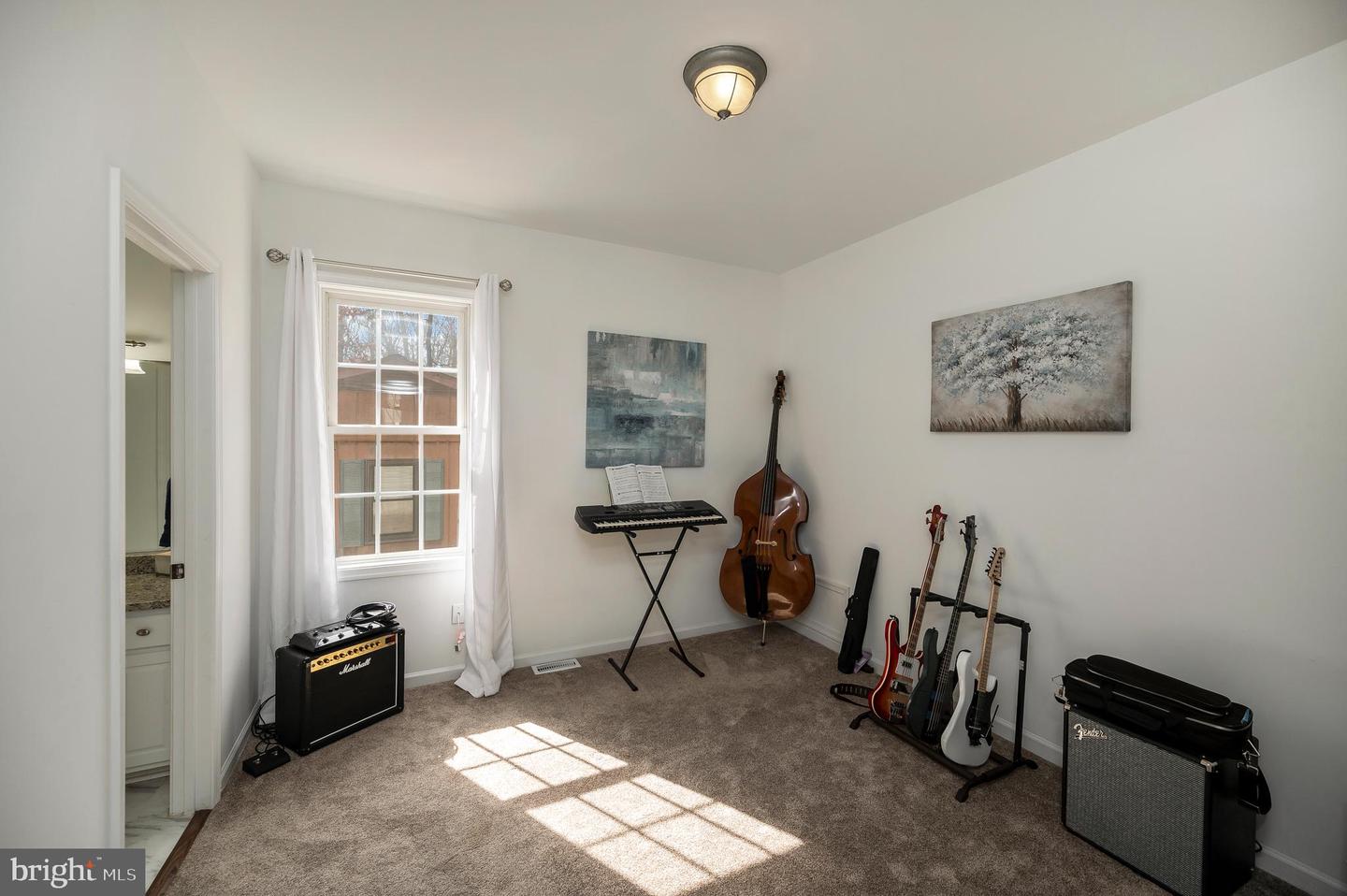 204 WAKEFIELD DR, LOCUST GROVE, Virginia 22508, 3 Bedrooms Bedrooms, ,2 BathroomsBathrooms,Residential,For sale,204 WAKEFIELD DR,VAOR2013330 MLS # VAOR2013330