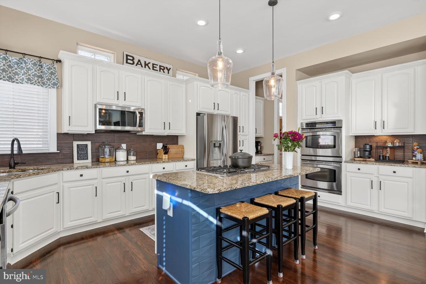 9540 5TH PL, LORTON, Virginia 22079, 4 Bedrooms Bedrooms, ,4 BathroomsBathrooms,Residential,For sale,9540 5TH PL,VAFX2291558 MLS # VAFX2291558