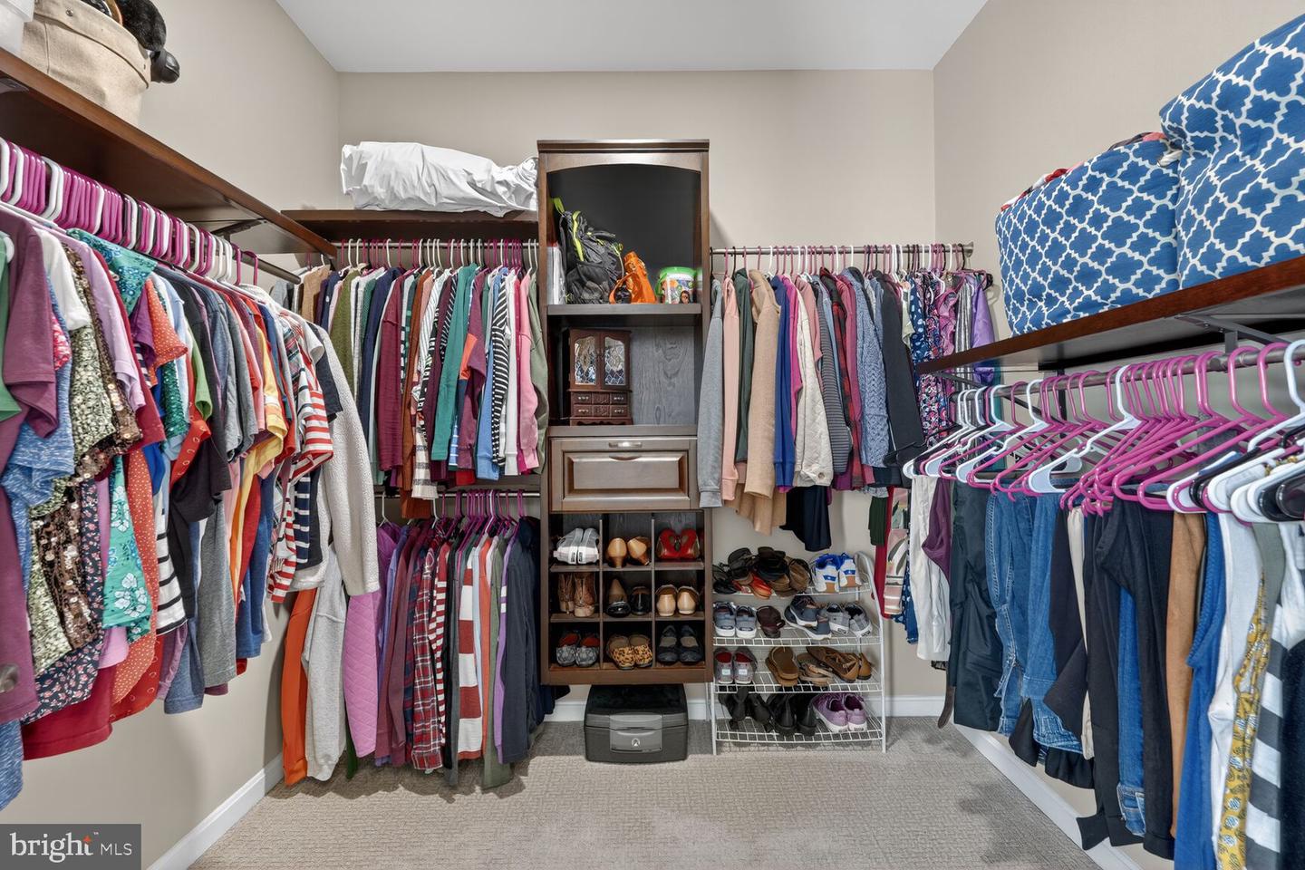 9540 5TH PL, LORTON, Virginia 22079, 4 Bedrooms Bedrooms, ,4 BathroomsBathrooms,Residential,For sale,9540 5TH PL,VAFX2291558 MLS # VAFX2291558