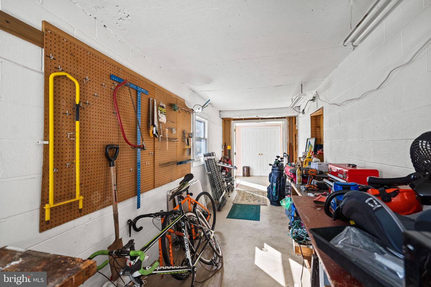 5755 HUNTON WOOD DR, BROAD RUN, Virginia 20137, 4 Bedrooms Bedrooms, ,3 BathroomsBathrooms,Residential,For sale,5755 HUNTON WOOD DR,VAFQ2020600 MLS # VAFQ2020600