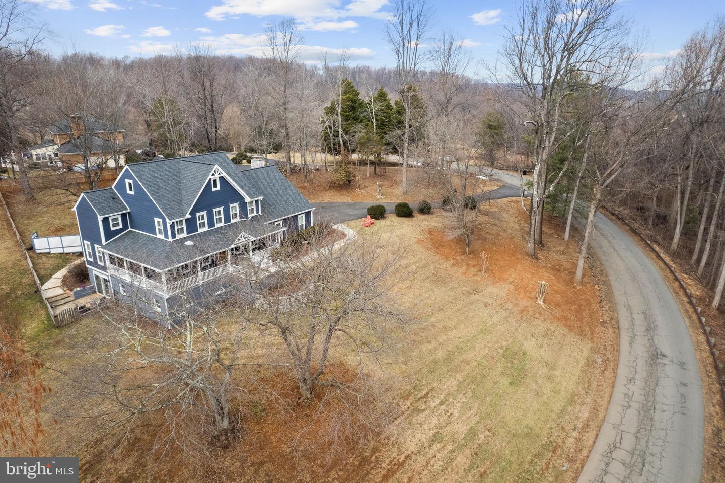 5755 HUNTON WOOD DR, BROAD RUN, Virginia 20137, 4 Bedrooms Bedrooms, ,3 BathroomsBathrooms,Residential,For sale,5755 HUNTON WOOD DR,VAFQ2020600 MLS # VAFQ2020600