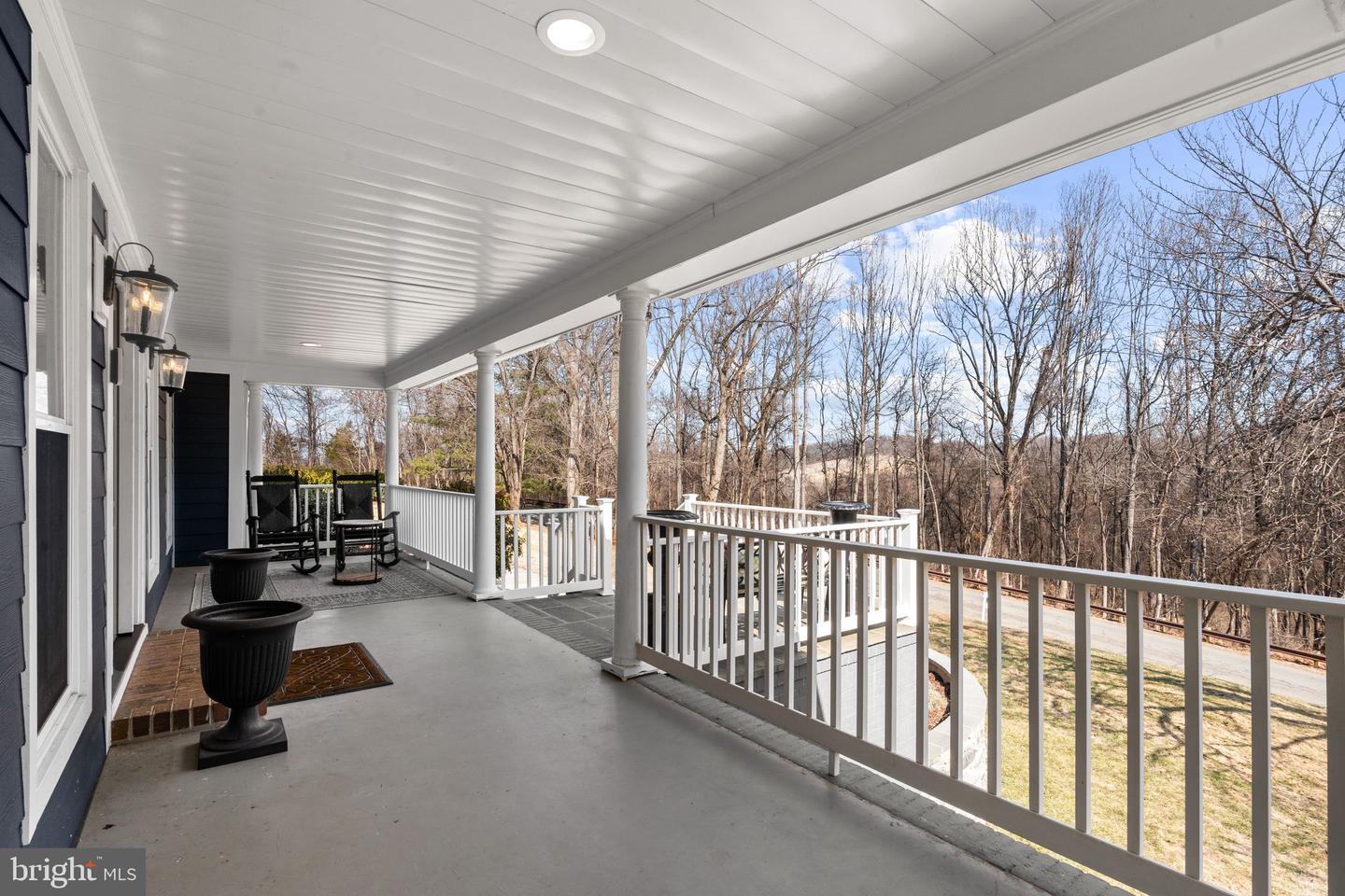 5755 HUNTON WOOD DR, BROAD RUN, Virginia 20137, 4 Bedrooms Bedrooms, ,3 BathroomsBathrooms,Residential,For sale,5755 HUNTON WOOD DR,VAFQ2020600 MLS # VAFQ2020600