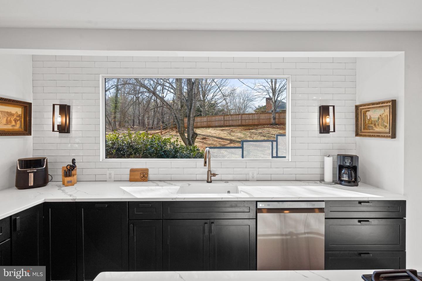 5755 HUNTON WOOD DR, BROAD RUN, Virginia 20137, 4 Bedrooms Bedrooms, ,3 BathroomsBathrooms,Residential,For sale,5755 HUNTON WOOD DR,VAFQ2020600 MLS # VAFQ2020600